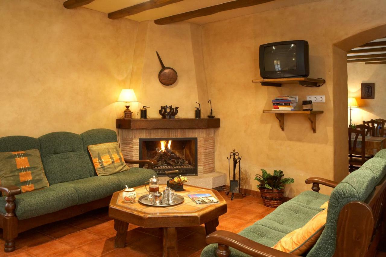 佩拉托拉达 Turisme Rural Ca L,Anguila旅馆 外观 照片